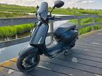 Vespa sprint Gereserveerd tot donderdag.., Fietsen en Brommers, Scooters | Vespa, Ophalen of Verzenden, Zo goed als nieuw, Vespa S