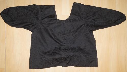 gebloemde zwarte borstrok, Staphorster klederdracht, Antiek en Kunst, Antiek | Kleding en Accessoires, Ophalen of Verzenden