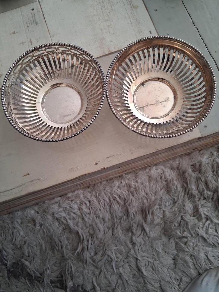 2 Antieke Verzilverde Bonbonschaaltjes Keltum Pleet, Antiek en Kunst, Antiek | Schalen, Ophalen of Verzenden