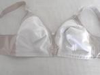Triumph - mooie wit met beige niet voorgevormde bh 85C, Triumph, Verzenden, Beige, BH