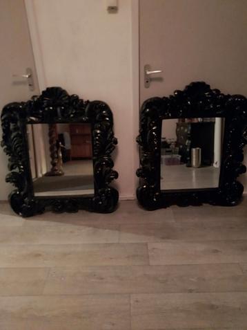2 Grote identieke Zwarte Spiegels in Heemskerk op te halen  beschikbaar voor biedingen