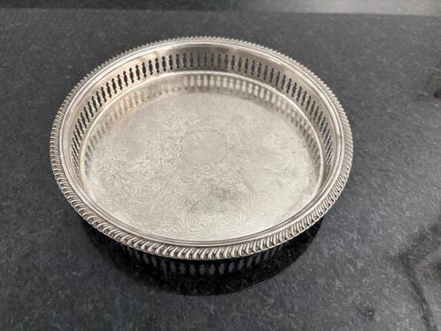 Vintage rond verzilverd dienblad met opengewerkte galerij., Antiek en Kunst, Antiek | Woonaccessoires, Ophalen of Verzenden