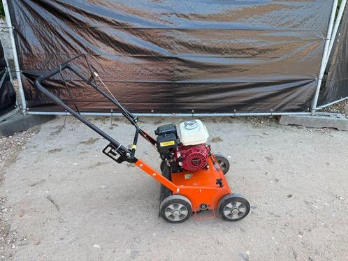 Verticuteer Machine Eliet Nieuwe messen!, Tuin en Terras, Verticuteermachines, Gebruikt, Benzine, Ophalen