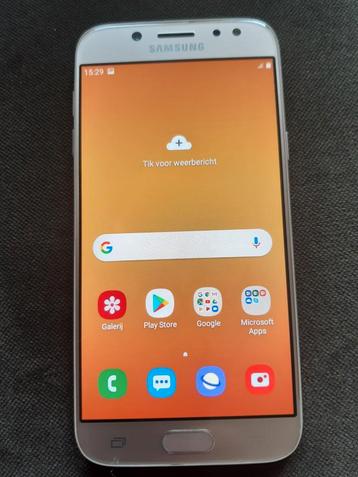 Samsung galaxy J5 16 GB. beschikbaar voor biedingen