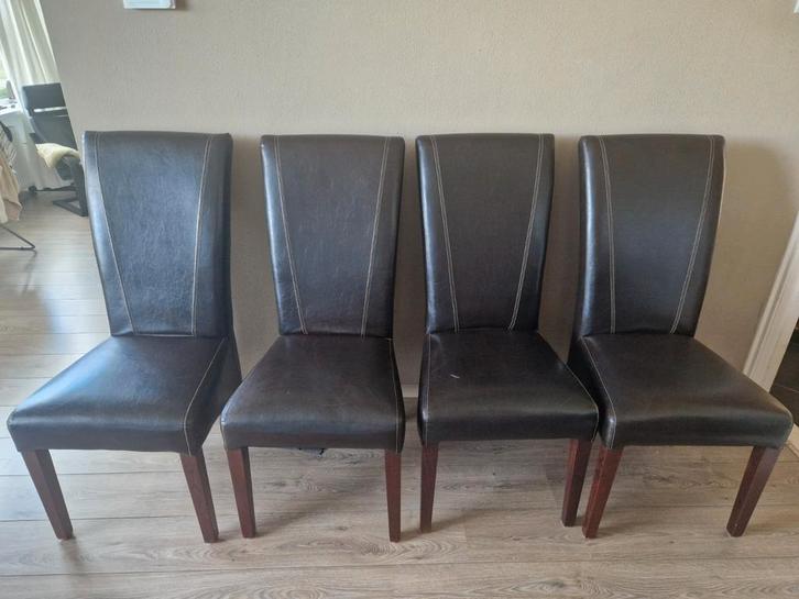 Mooie en stevige stoelen, 4 st, Huis en Inrichting, Stoelen, Zo goed als nieuw, Twee, Ophalen of Verzenden