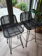 2 stuks HK living zwarte rotan barkrukken, Ophalen, 60 tot 90 cm, Zo goed als nieuw, Metaal