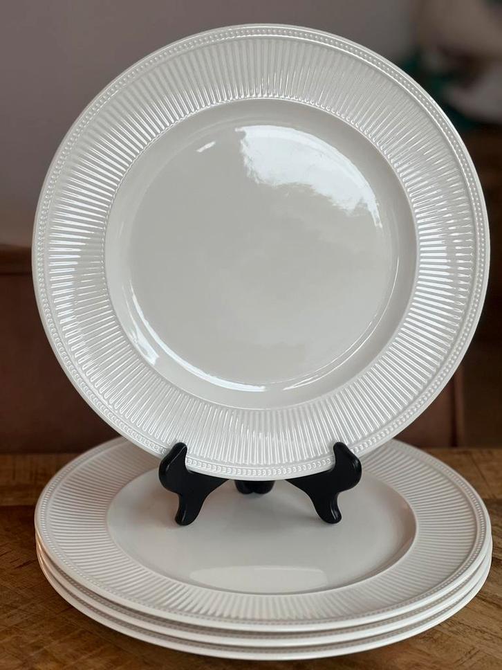Wedgwood Windsor – onderborden, Huis en Inrichting, Keuken | Servies, Zo goed als nieuw, Bord(en), Wedgwood, Porselein, Ophalen of Verzenden