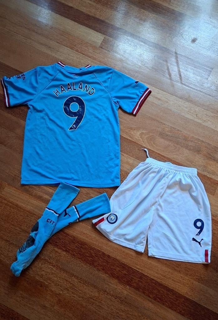 manchester city volledig tenue, 158 cm, Puma, Ophalen of Verzenden, Zo goed als nieuw, Setje