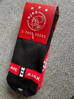 Ajax sokken 3 paar (31-34) + Ajax joggingbroek (140/146), Ophalen, Zo goed als nieuw, Jongen of Meisje, Sokken