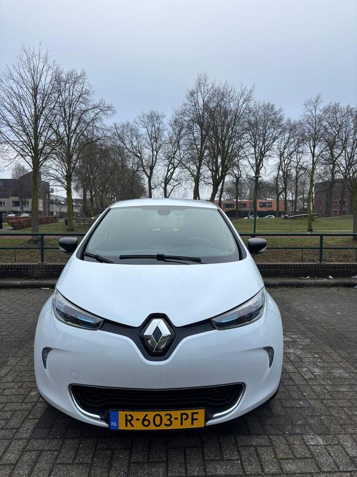 Renault ZOE R90 Intens 41 kWH, Auto's, Renault, Particulier, ZOE, Elektrisch, Hatchback, Automaat, Geïmporteerd, Wit, Voorwielaandrijving
