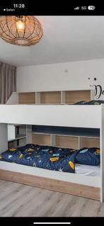 2 keer HEMA kinderdekbesovertrek planeten 140x200, Ophalen of Verzenden, Zo goed als nieuw, Stapelbed