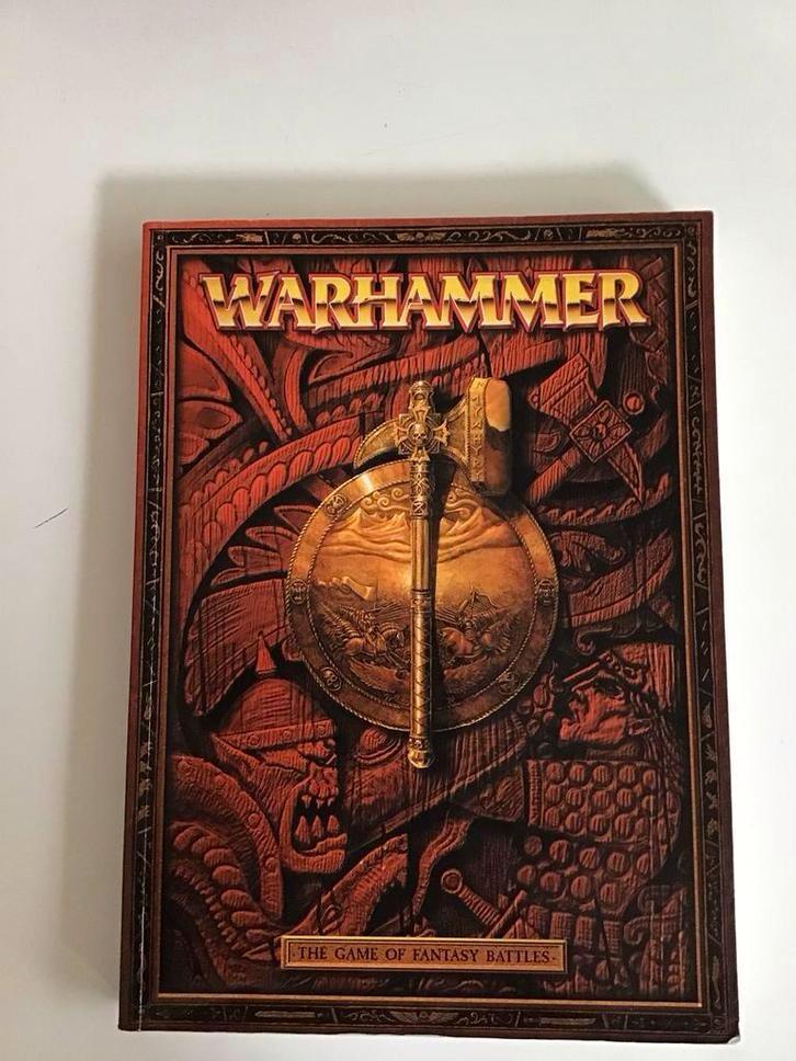 Warhammer Fantasy Battle: 6thEdRulebook with reference sheet, Hobby en Vrije tijd, Wargaming, Zo goed als nieuw, Warhammer, Boek of Catalogus