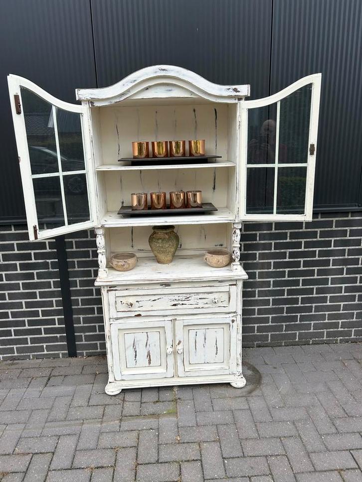 Charmante  vintage witte buffetkast met glasdeuren, Huis en Inrichting, Kasten | Buffetkasten, Gebruikt, 150 tot 200 cm, 100 tot 150 cm