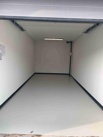 Garagebox te huur in garagepark Emmen beschikbaar voor biedingen