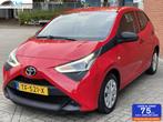 Toyota Aygo 1.0 VVT-i x-fun NAP Airco Cruise 5 Deurs New APK, Auto's, Voorwielaandrijving, Euro 6, 4 stoelen, Origineel Nederlands