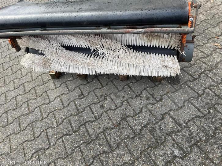 Bema 20 /1250 veegmachine, Zakelijke goederen, Machines en Bouw | Onderhoud en Reiniging, Ophalen