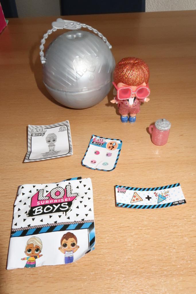 L.O.L. surprise boys 201 Piano King, compleet, Kinderen en Baby's, Speelgoed | Poppen, Zo goed als nieuw, Overige typen, Ophalen of Verzenden