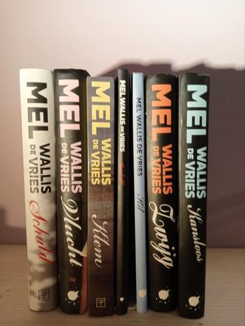 Boeken Mel Wallis de Vries (Tienerboeken)