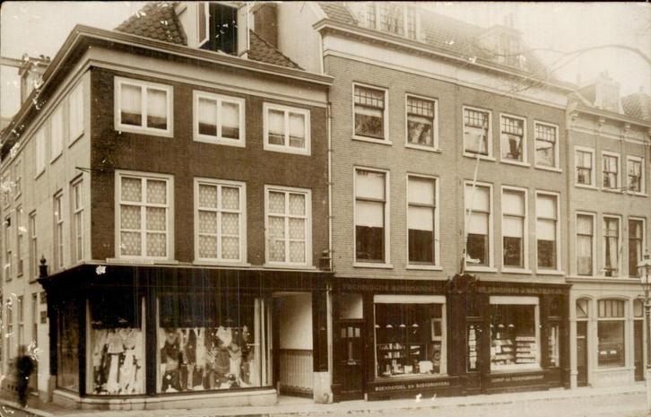 Delft - Fotokaart ? - Huizen, Verzamelen, Ansichtkaarten | Nederland, Gelopen, Zuid-Holland, 1920 tot 1940, Ophalen of Verzenden