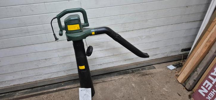Bladblazer - Perfect voor de tuin!, Tuin en Terras, Bladblazers, Gebruikt, Handgedragen, Elektrisch, Met zuigfunctie, Ophalen of Verzenden
