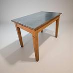 vintage houten tafel met muntgroen blad, Ophalen