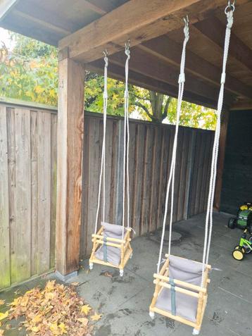 1x Houten Dreumes Schommel - Leuk Sinterklaascadeau! beschikbaar voor biedingen