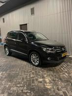 VW Tiguan R Line panorama dak  2.0 TDI 81KW BMT 2013 Zwart, Voorwielaandrijving, 1800 kg, Beige, 4 cilinders