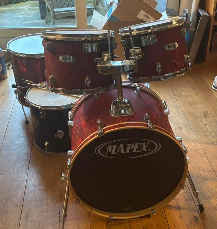 Gratis (bijna) Drums Mapex shell set rood metallic, Muziek en Instrumenten, Drumstellen en Slagwerk, Gebruikt, Overige merken