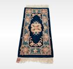 Handmade vintage Aubusson tapijt blue roses wol 63x125c.m, Gebruikt, 100 tot 150 cm, ., .