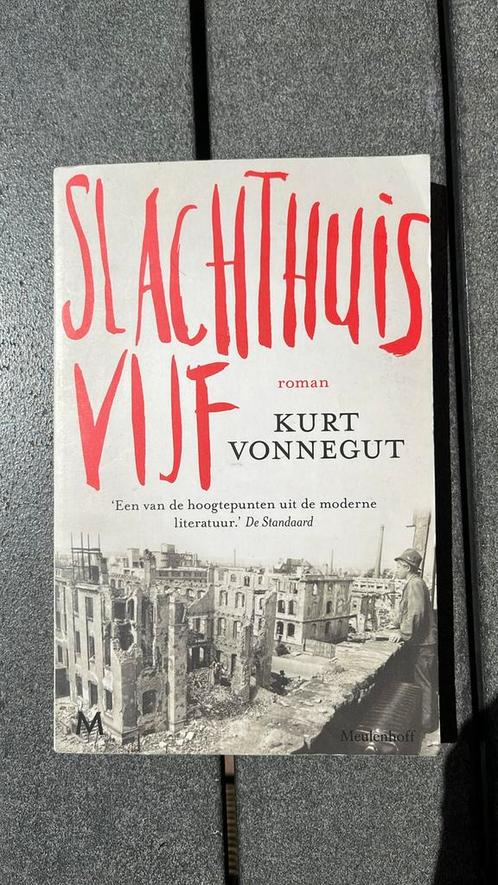 Kurt Vonnegut - Slachthuis vijf, Boeken, Literatuur, Zo goed als nieuw, Nederland, Ophalen