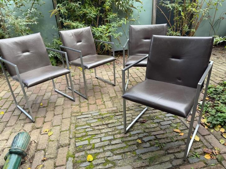 4x Arco Frame XL eetkamerstoelen in donkerbruin leer, Huis en Inrichting, Stoelen, Zo goed als nieuw, Vier, Hout, Leer, Metaal