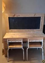 kinder- knutseltafel met schoolbord, Ophalen of Verzenden, Gebruikt, Stoel(en)