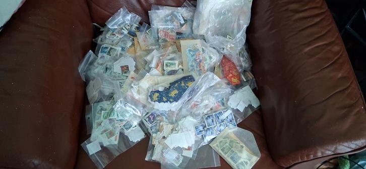 Grote verzameling postzegels, Postzegels en Munten, Postzegels | Volle albums en Verzamelingen, Buitenland, Ophalen of Verzenden