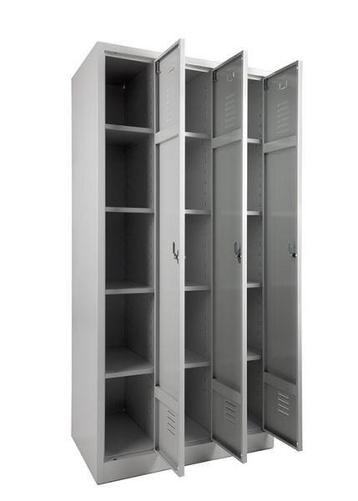 Nieuwe lockerkast garderobekast planken of hang  beschikbaar voor biedingen
