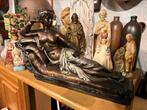 Liggende vrouw stenen beeld vintage, Antiek en Kunst, Kunst | Beelden en Houtsnijwerken, Ophalen
