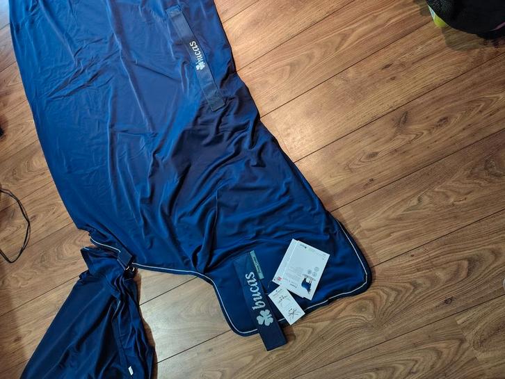 NIEUW Bucas Power Cooler en Neck 6'0 blauw, Dieren en Toebehoren, Paarden en Pony's | Dekens en Dekjes, Zo goed als nieuw, Ophalen of Verzenden