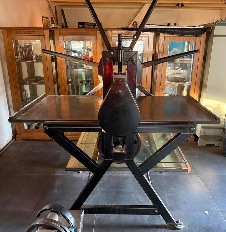 Grote klassieke etspers 80-160 cm – compleet grafiekatelier, Antiek en Kunst, Kunst | Etsen en Gravures, Ophalen