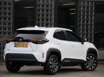 Toyota Yaris Cross 1.5 HYBRID 130PK/ CARPLAY/ WINTER PAKKET/, Stof, Gebruikt, Stoelverwarming, Wit