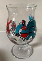 DUVEL bierglas. Design van Nina Vandeweghe. Hoogte 16 cm., Verzamelen, Ophalen of Verzenden, Zo goed als nieuw, Glas of Glazen
