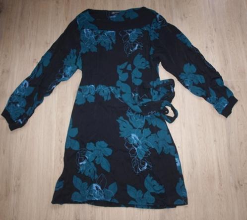 Didi Zwarte Jurk met Bloemprint (M), Kleding | Dames, Jurken, Gedragen, Maat 38/40 (M), Zwart, Knielengte, Ophalen of Verzenden