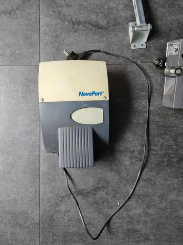 Elektrische garagedeur antraciet 2,40m breed 2,5m hoog beschikbaar voor biedingen