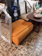 Vintage oranje poef, Ophalen