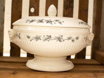 Wedgwood porseleinen afdekschaal 35868 beschikbaar voor biedingen