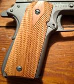 Colt M 1911 A1 repro grips lichtbruin / USA / greepjes, Ophalen of Verzenden, Amerika
