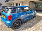 Mini 1.5 Cooper 2021 Automaat Camden edit. BTW auto 27.319km, Auto's, Mini, 136 pk, Leder en Stof, Origineel Nederlands, 48 €/maand