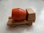 Vintage Houten Cementwagen / auto, Kinderen en Baby's, Speelgoed | Houten speelgoed, Ophalen of Verzenden, Gebruikt, Duw- of Trekspeelgoed