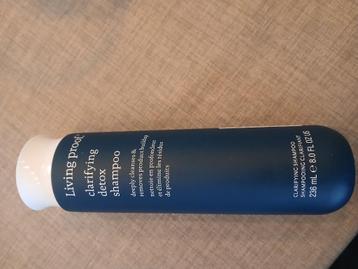 Living proof detox shampoo  beschikbaar voor biedingen