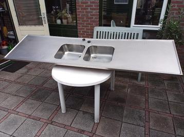 RVS Aanrechtblad met dubbele spoelbak beschikbaar voor biedingen