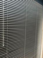 Luxaflex antraciet kleur (2x) breedte 135 cm-lengte 220 cm, Huis en Inrichting, Stoffering | Gordijnen en Lamellen, 200 cm of meer