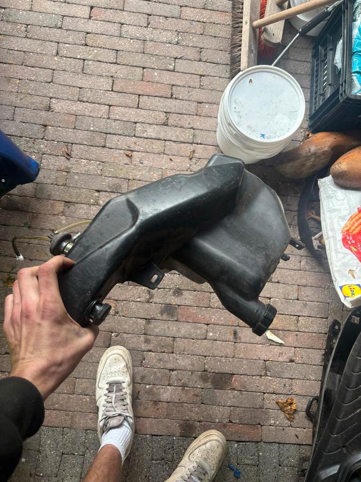 Zip 4T Benzinetank - Goede Staat, Fietsen en Brommers, Brommeronderdelen | Scooters, Gebruikt, Piaggio, Tank, Ophalen of Verzenden